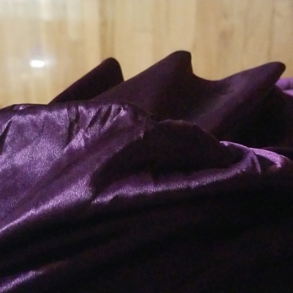 Dress - Picture 8 of 10